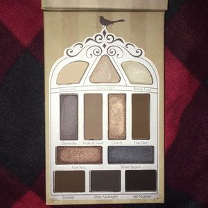 Pretty Vulgar Nightingale Eyeshadow Palette
